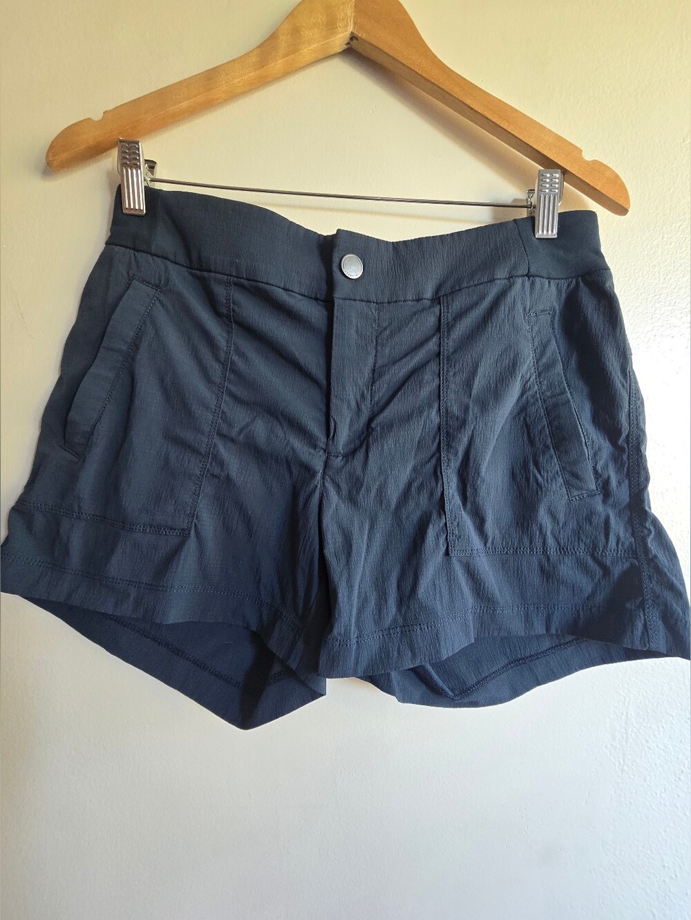 Athleta, Trekkie Hiking Outdoor Shorts, Navy Blue, Size 6